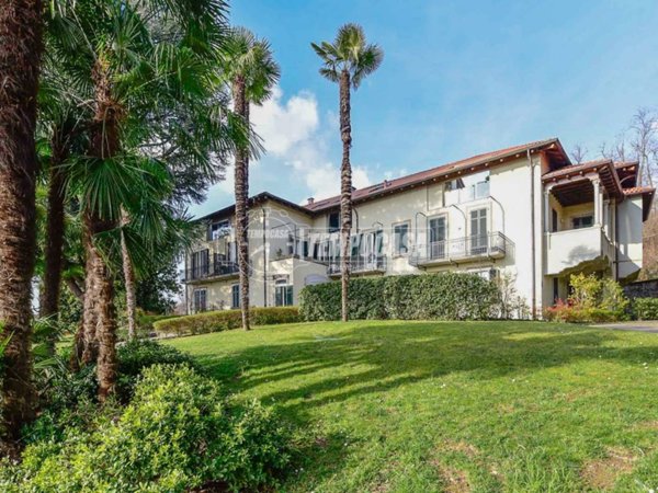 appartamento in vendita a Capiago Intimiano in zona Olmeda