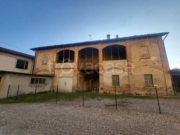 casa indipendente in vendita a Capiago Intimiano