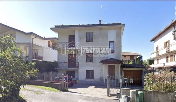 appartamento in vendita a Capiago Intimiano