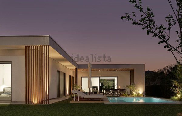 casa indipendente in vendita a Capiago Intimiano