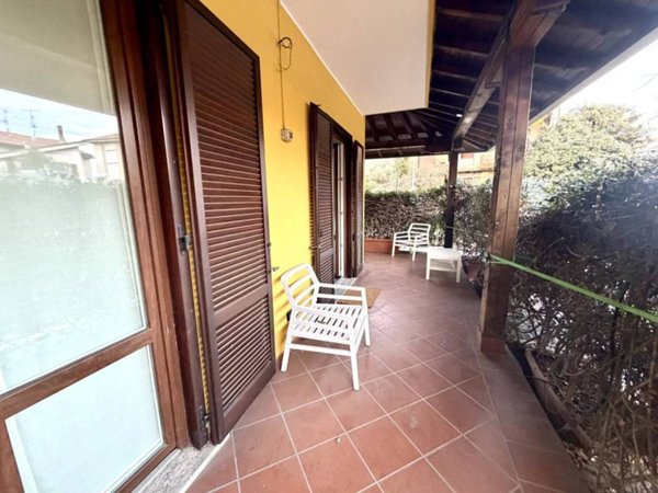 appartamento in vendita a Capiago Intimiano in zona Olmeda