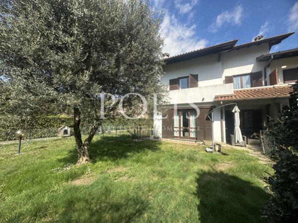 casa indipendente in vendita a Capiago Intimiano