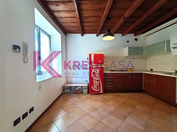 appartamento in vendita a Capiago Intimiano in zona Olmeda