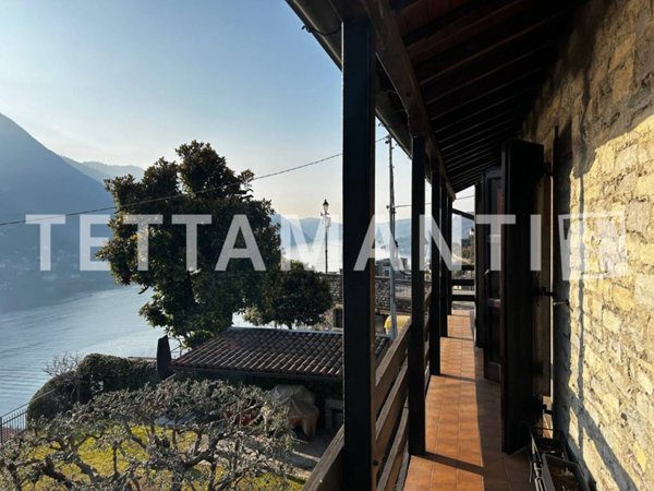 casa indipendente in vendita a Carate Urio in zona Cavadino