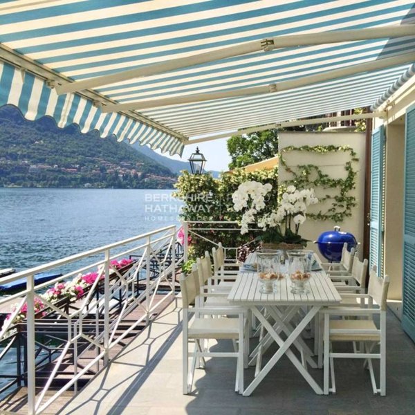 casa indipendente in vendita a Carate Urio