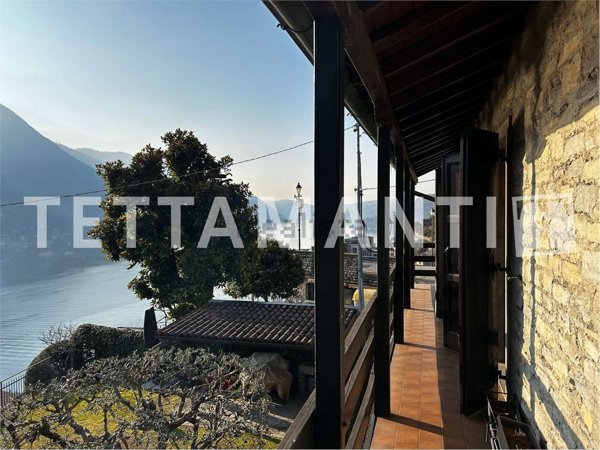 casa indipendente in vendita a Carate Urio in zona Cavadino
