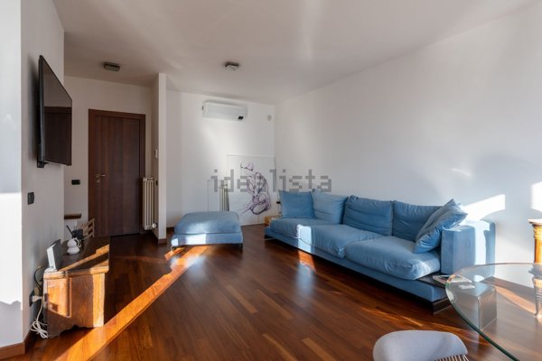 casa indipendente in vendita a Carate Urio