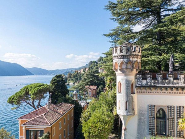 villa in vendita a Carate Urio
