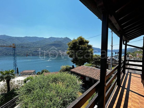 casa indipendente in vendita a Carate Urio in zona Cavadino