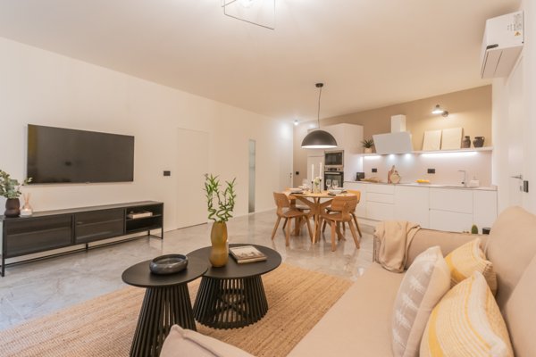 appartamento in vendita a Carate Urio