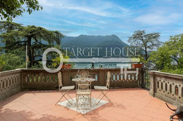 casa indipendente in vendita a Carate Urio