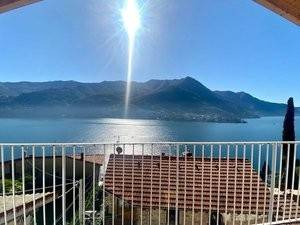 appartamento in vendita a Carate Urio