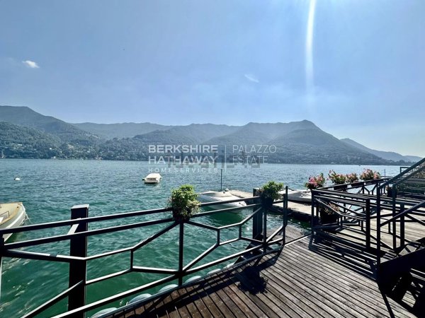 casa indipendente in vendita a Carate Urio