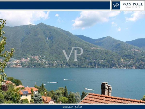 appartamento in vendita a Carate Urio