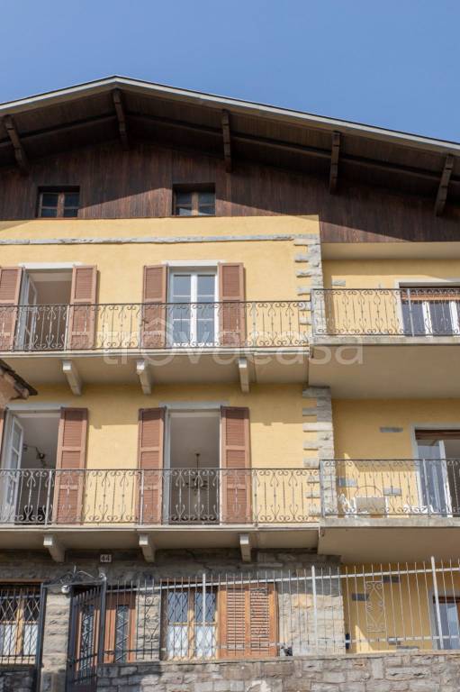 casa indipendente in vendita a Carate Urio