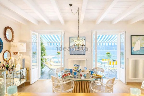 casa indipendente in vendita a Carate Urio