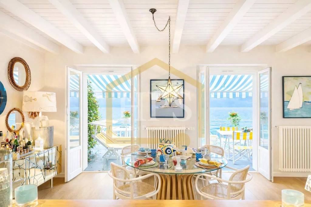 casa indipendente in vendita a Carate Urio