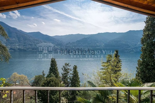casa indipendente in vendita a Carate Urio