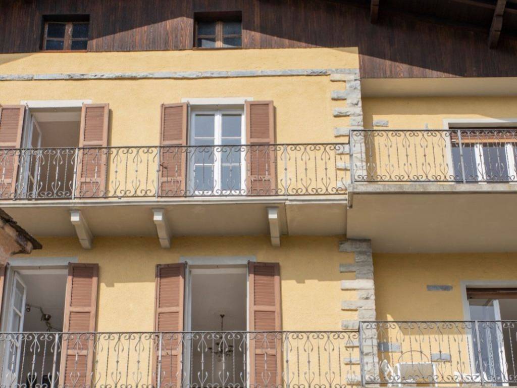 casa indipendente in vendita a Carate Urio