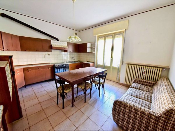 casa indipendente in vendita a Carbonate