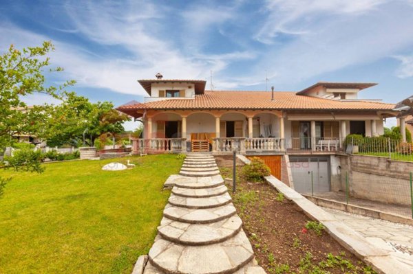 appartamento in vendita a Carbonate