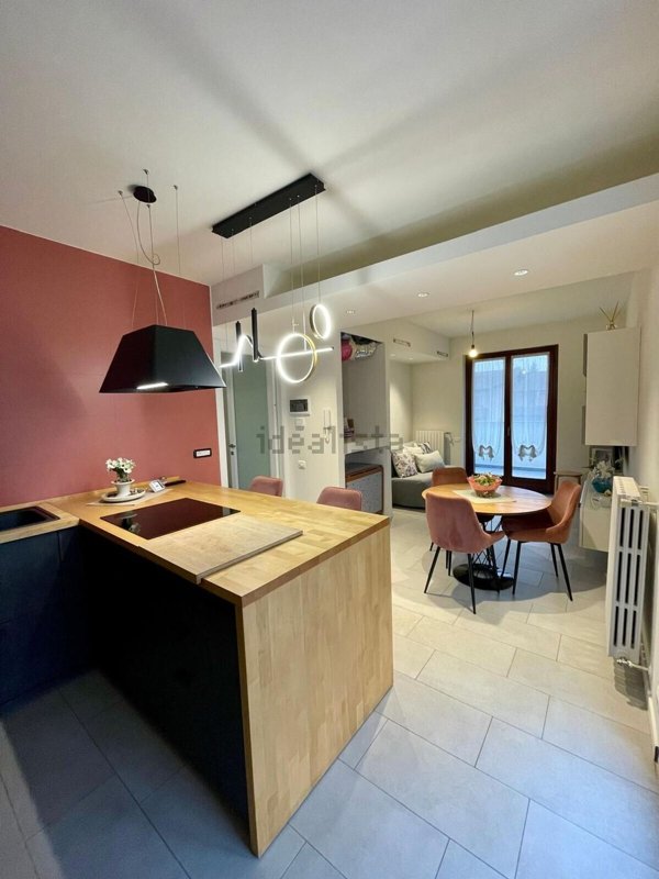 casa indipendente in vendita a Carbonate