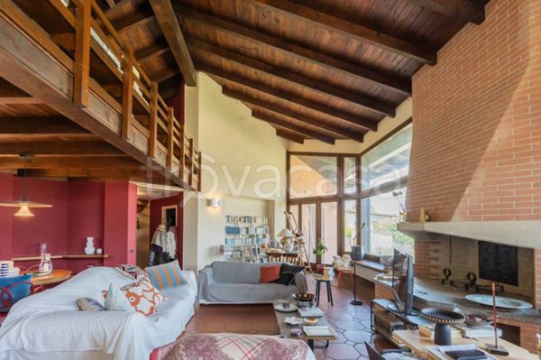 casa indipendente in vendita a Carbonate in zona Cascina Cipollina