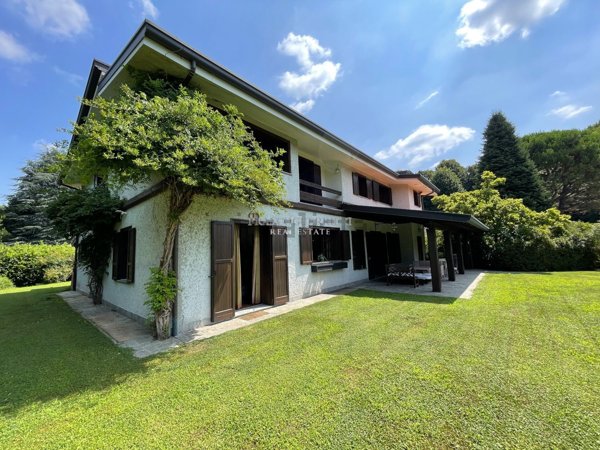 casa indipendente in vendita a Carimate