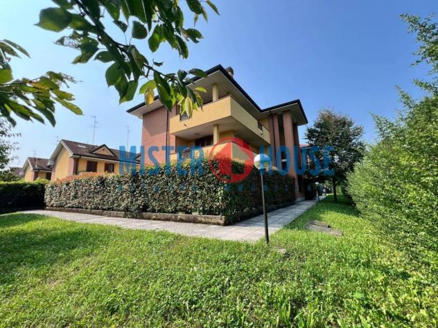 appartamento in vendita a Carimate