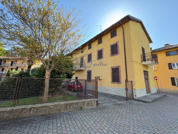 casale in vendita a Carimate