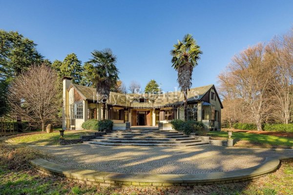 villa in vendita a Carimate