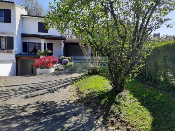 casa indipendente in vendita a Carimate