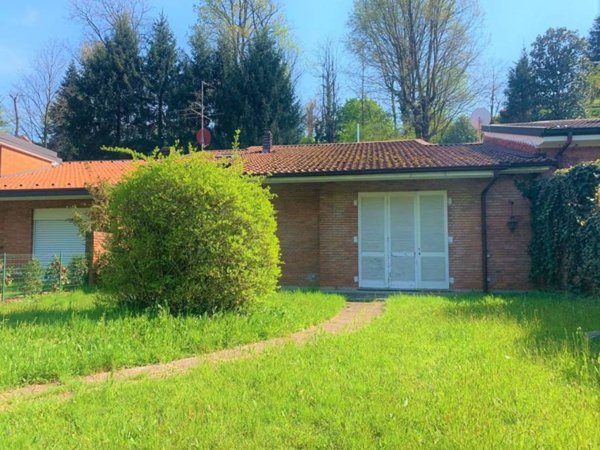 casa indipendente in vendita a Carimate