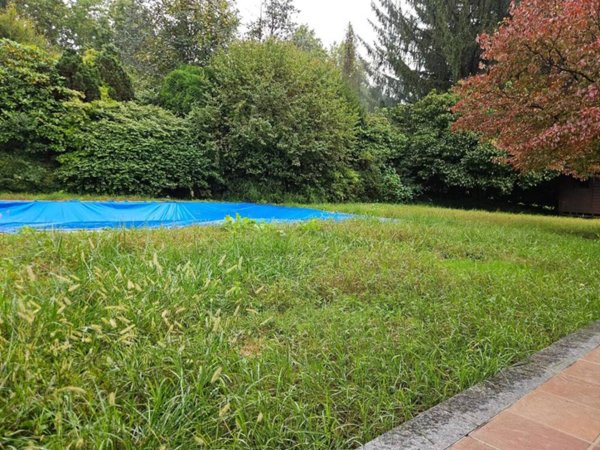 casa indipendente in vendita a Carimate