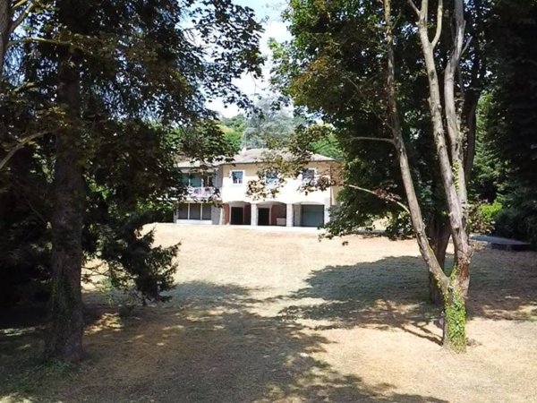 casa indipendente in vendita a Carimate