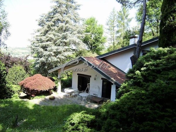 casa indipendente in vendita a Carimate