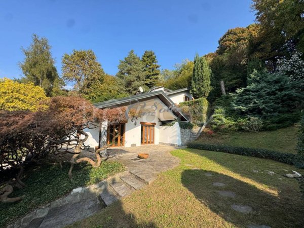 casa indipendente in vendita a Carimate