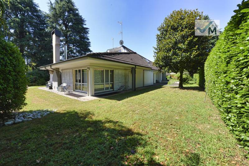 casa indipendente in vendita a Carimate