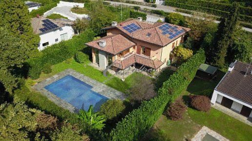 casa indipendente in vendita a Carimate