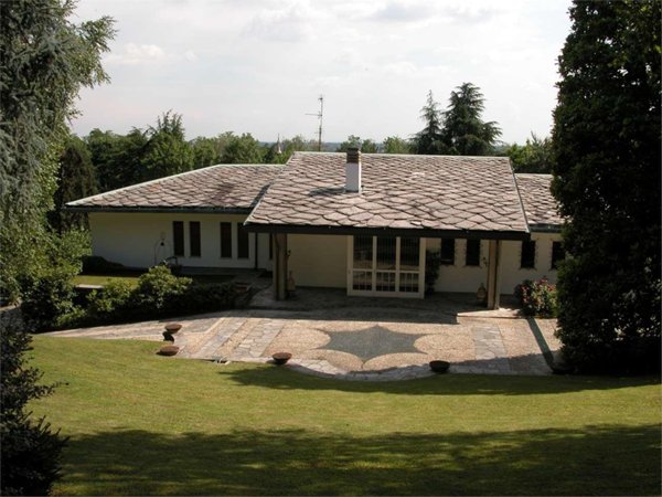 casa indipendente in vendita a Carimate