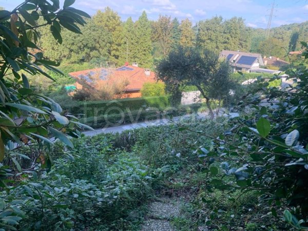 casa indipendente in vendita a Carimate