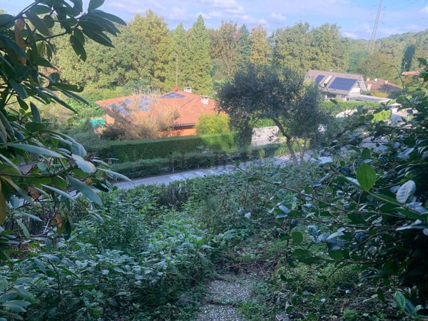 casa indipendente in vendita a Carimate