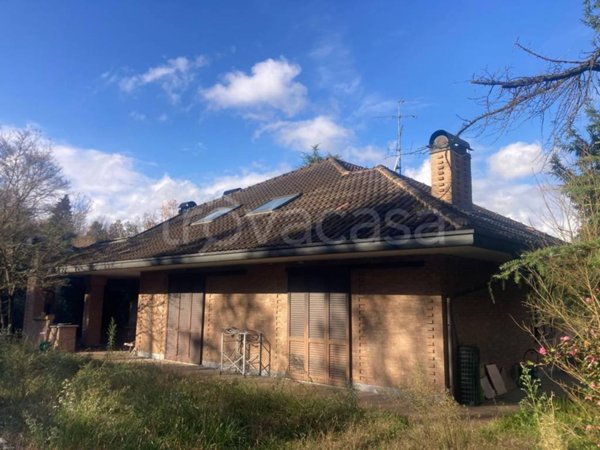 casa indipendente in vendita a Carimate