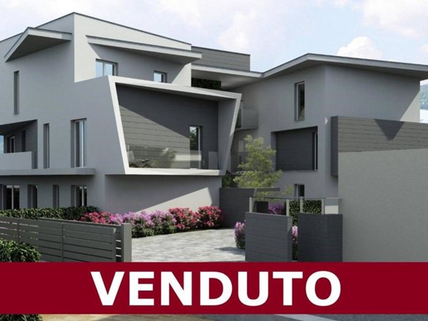 appartamento in vendita a Carimate in zona Montesolaro