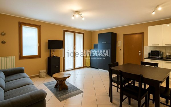 appartamento in vendita a Carimate