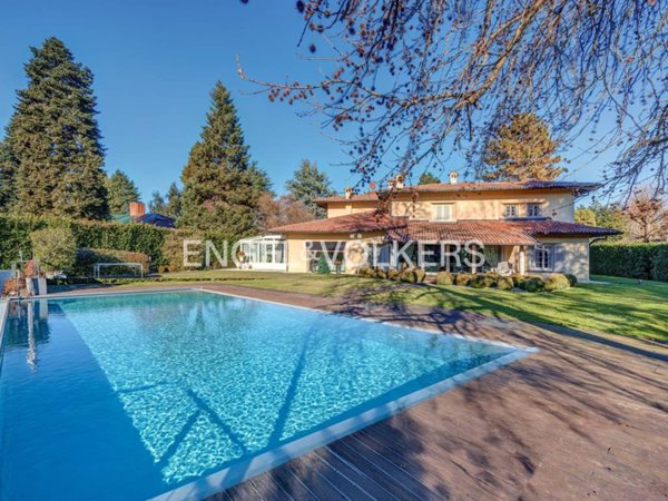 casa indipendente in vendita a Carimate