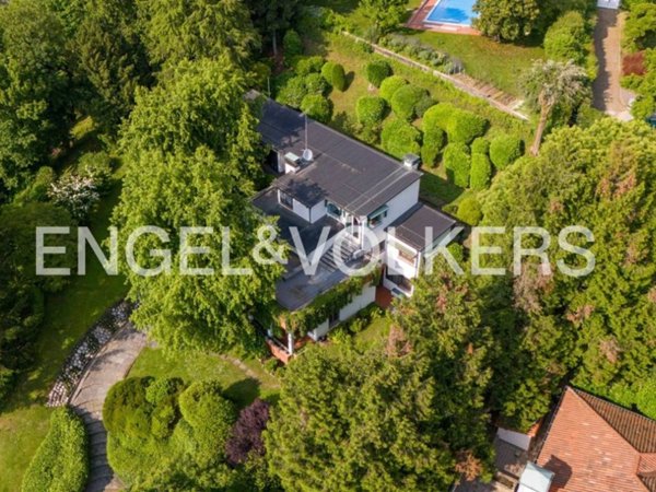 casa indipendente in vendita a Carimate