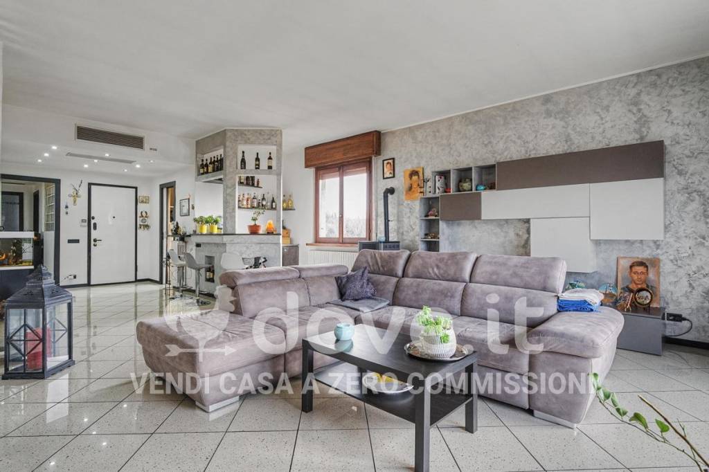 appartamento in vendita a Carimate