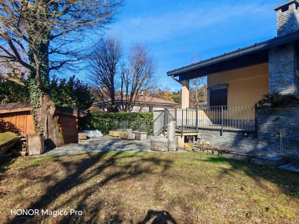 casa indipendente in vendita a Carimate