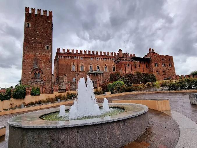 casa indipendente in vendita a Carimate